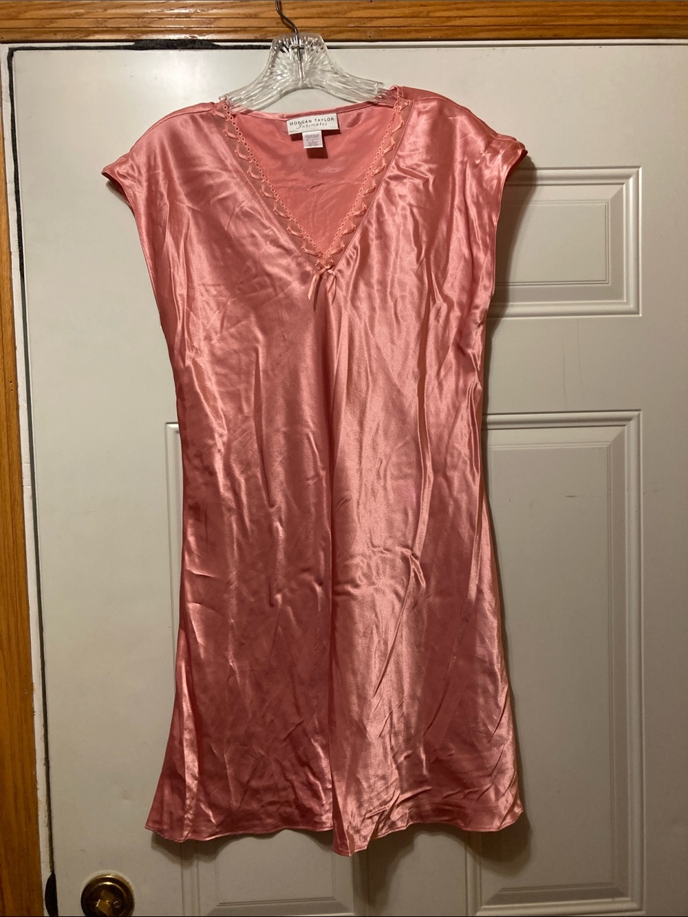 Silky Satin Nightdress‎ S